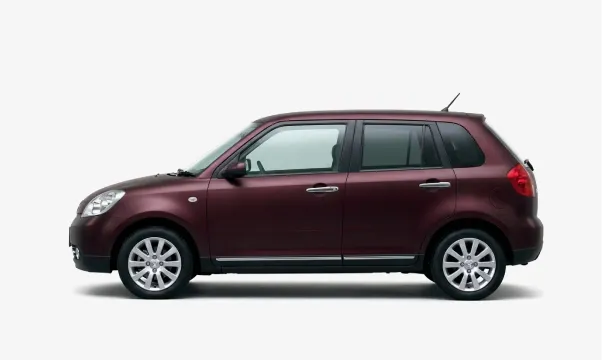Mazda Verisa